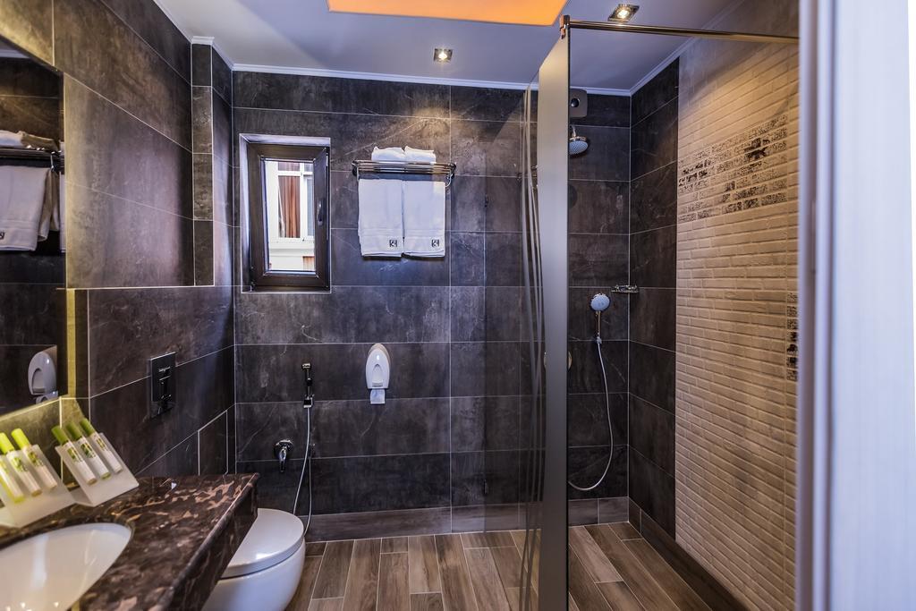 8 1/2 Art Guest House Plovdiv Chambre photo
